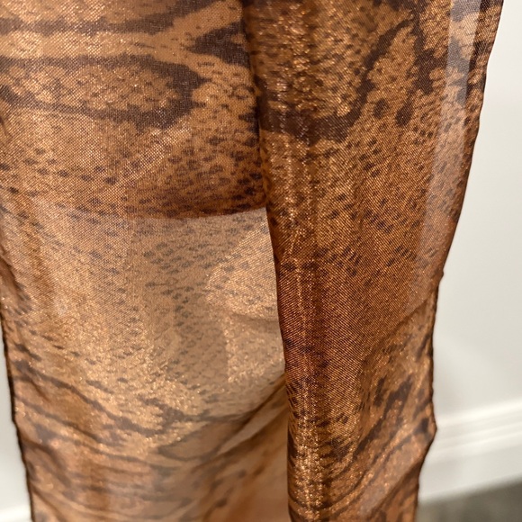 New Brown Patterned Scarf - Picture 2 of 4